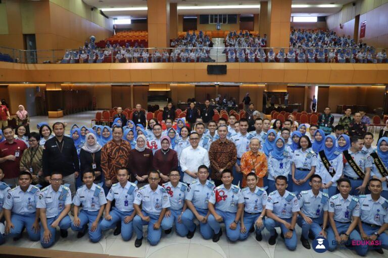 STIS Kedinasan: Syarat Masuk dan Bimbel STIS